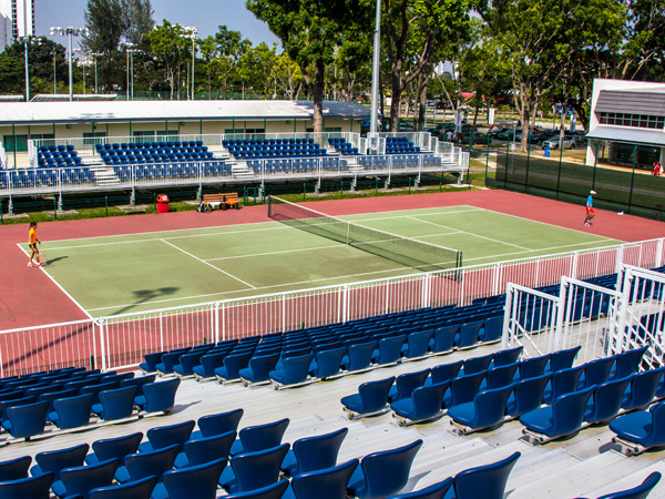 Educative information on the materials used in tennis courts